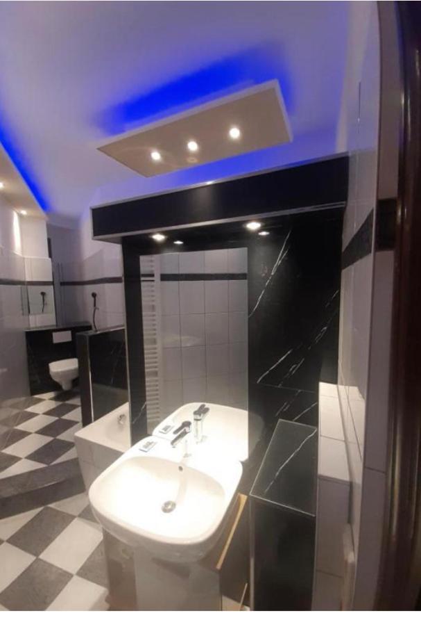 Apartment Artdeco