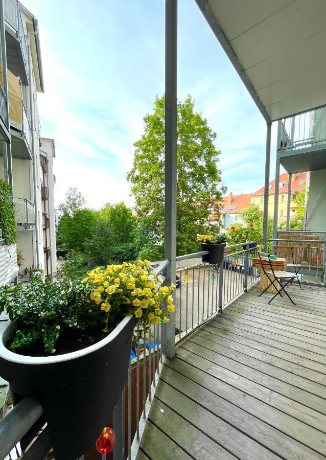 Artdeco Apartment *